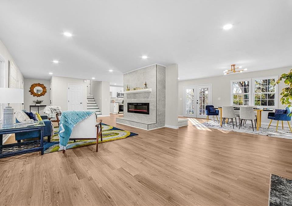 1st image of 1362 N Hicks Cir NW