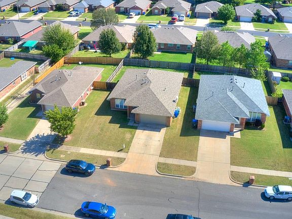 3rd image of 1841 Creekside Dr