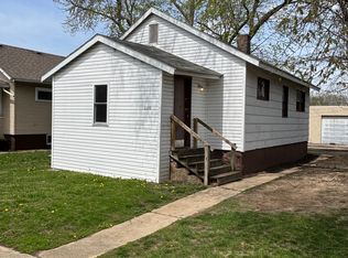 1355 E Chestnut St, Kankakee, IL 60901