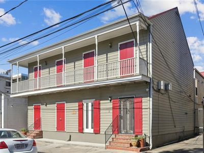 822 Touro St APT 2, New Orleans, LA, 70116
