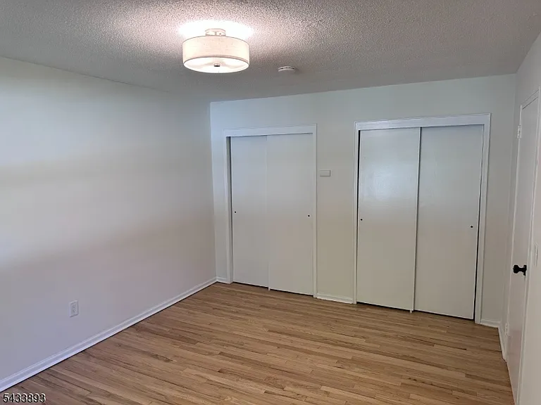 57B Sandra Cir #4 — Photo 15