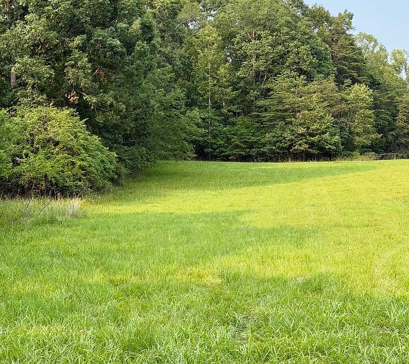 2nd image of 64-56A S Blue Ridge Tpke