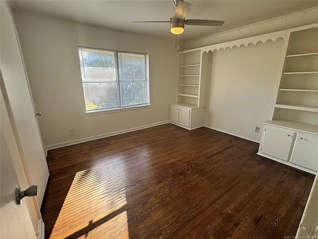 2743 East 3rd St - 1 — Photo 4