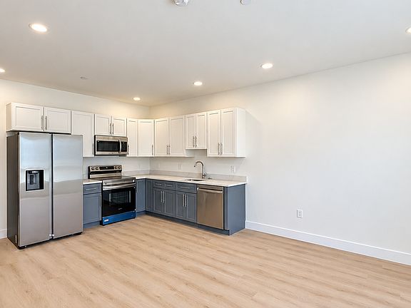 2nd image of 1115 N 41st St #2