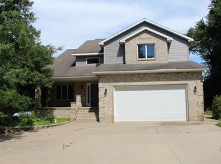 17042 250th Ave, Paynesville, MN 56362