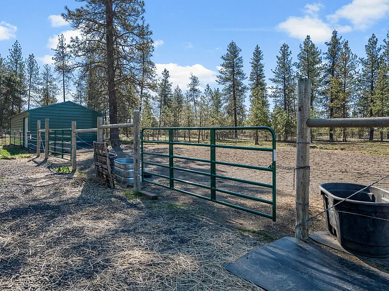 24315 S Columbia Basin Hwy — Photo 42