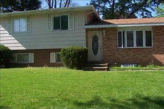 1st image of 724 W Hively Ave