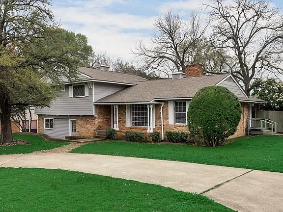 2nd image of 1504 Kingswood Dr