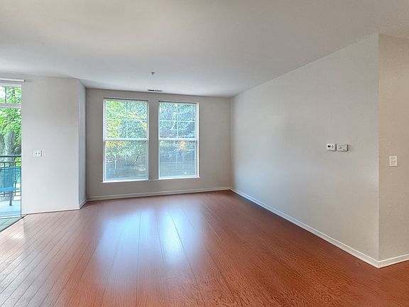 4th image of 7757 Van Buren St #202