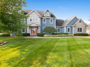 38953 Forest Run, Summit, WI 53066