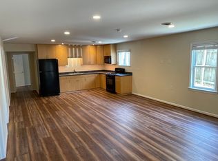 825 Nalle St #B, Charlottesville, VA 22903