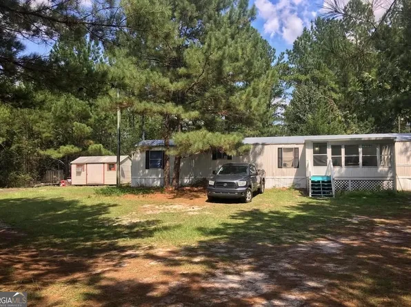 1655 Starling Rd, Pembroke, GA 31321