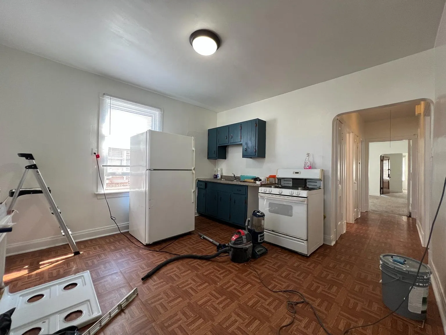 1905 Elmwood Ave — Photo 4