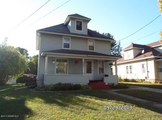 407 9th Ave NE, Rochester, MN 55906