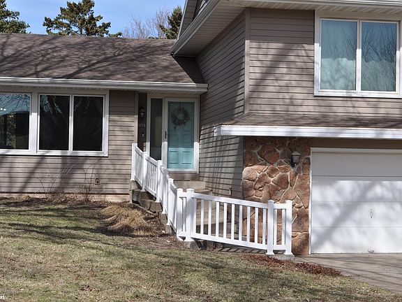 3rd image of 304 W Randall Rd