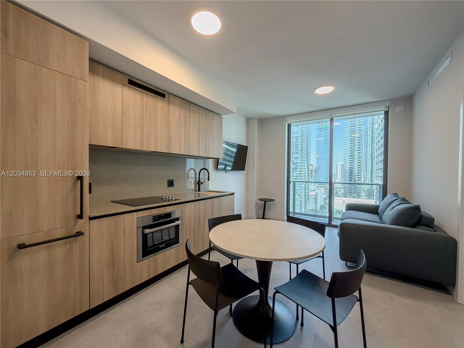 1 bed, 659 sqft, $3,700 — Photo 1