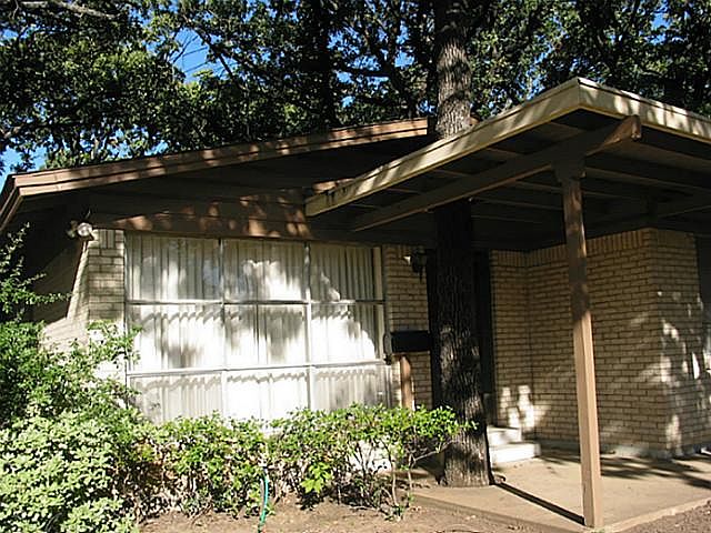 1st image of 1607 Betsy Ln