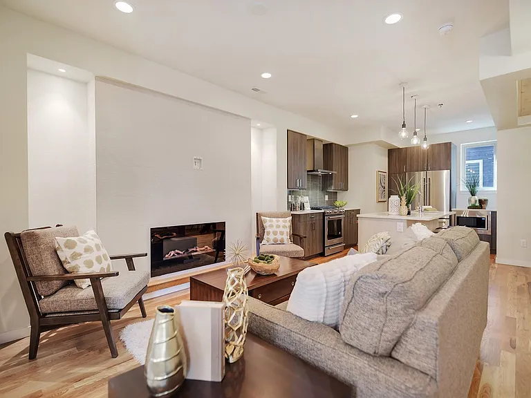 2615 W 25th Ave #7 — Photo 4