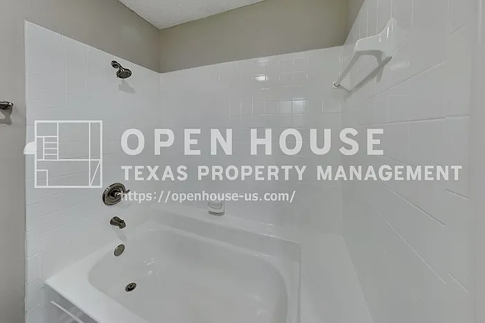 3512 Riverview Dr — Photo 10