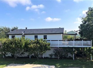 1110 Buddy Kirk Dr, Crystal Beach, TX 77650