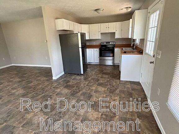5th image of 1544 Fuller Ct