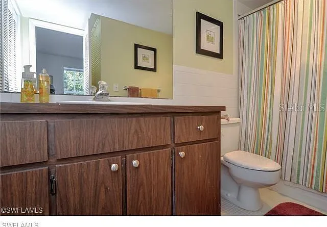 1900 Alamanda Dr #305 — Photo 7