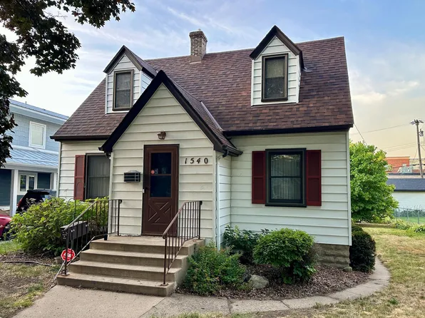 1540 Crawford Ave, Falcon Heights, MN 55113