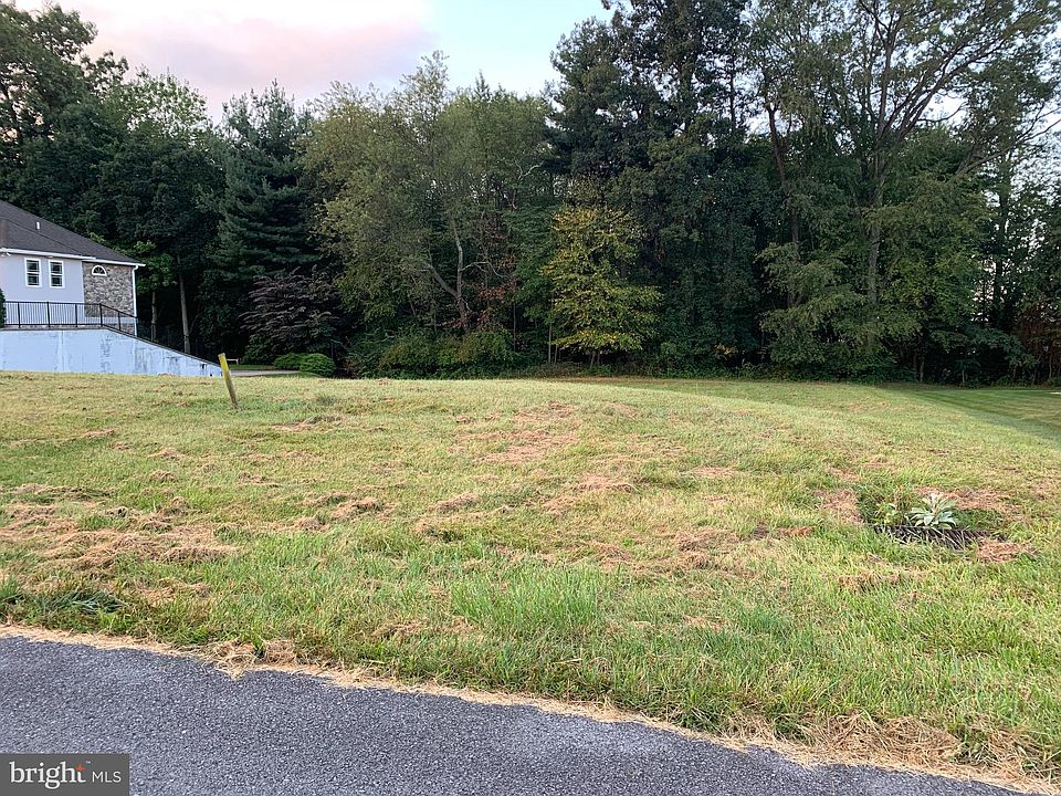 1st image of 7073 Killarney Dr