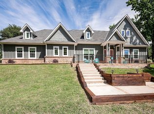 920 Edgecliff Dr, Bedford, TX 76022