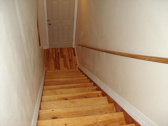 4th image of 1449 Oakley St