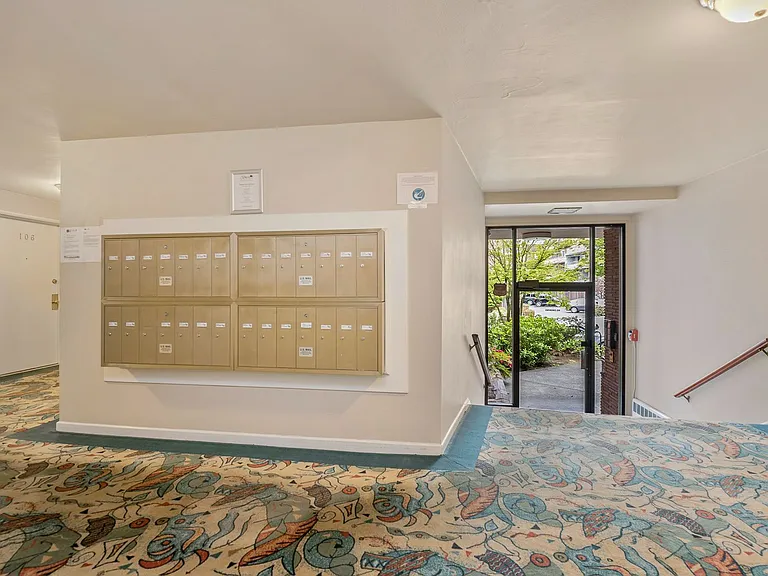 The Highland Arms Apartments — Photo 19