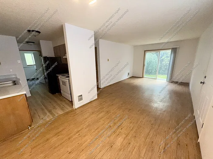 2 bed, 1.0 bath, 600 sqft, $1,450 — Photo 2