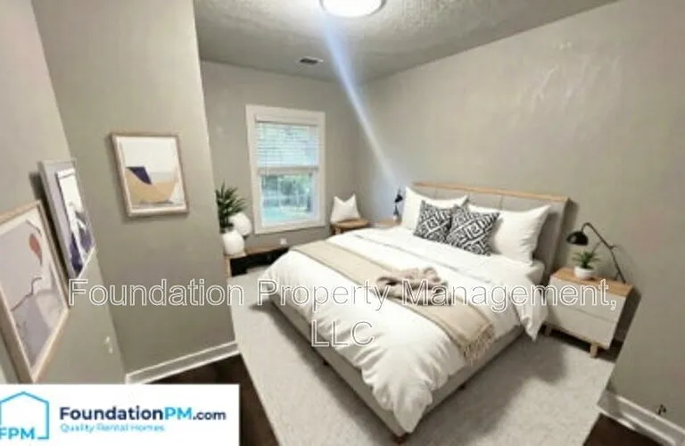 1371 E Trigg Ave — Photo 12
