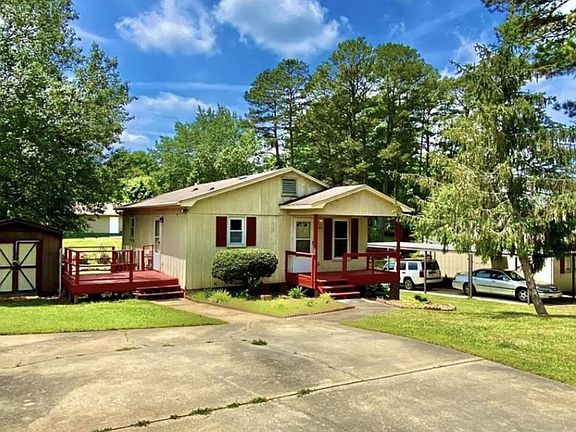 3rd image of 611 Carolina Blvd