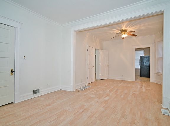 4th image of 605 N Lockwood Ave