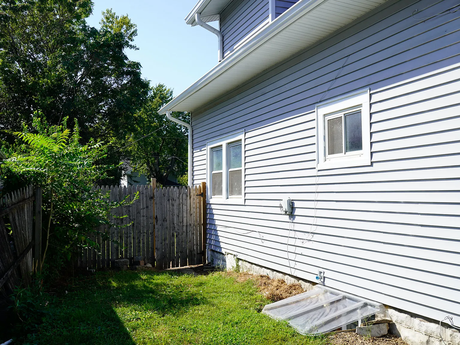 3 bed, 2052 sqft, $1,650 — Photo 3