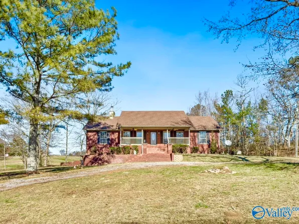 462 Brooks Rd, Union Grove, AL 35175