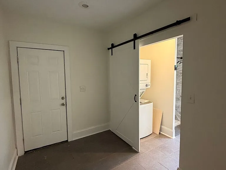 363 E Gates St #1 — Photo 8