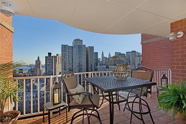 Sold by Citi Habitats | media 11