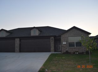 421 Red Robin St #421, Centerton, AR 72719
