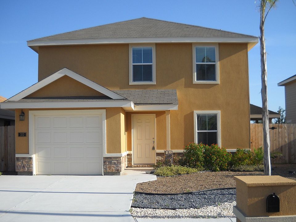 332 KIKA DE LA GARZA ST.