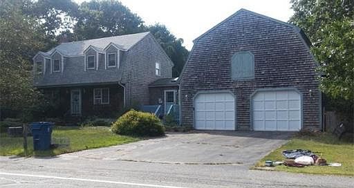 1st image of 27 Montgomery Dr