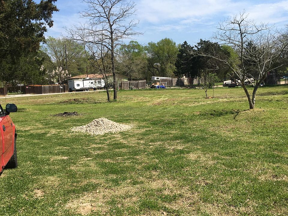 1st image of 131 Creekside Dr #B