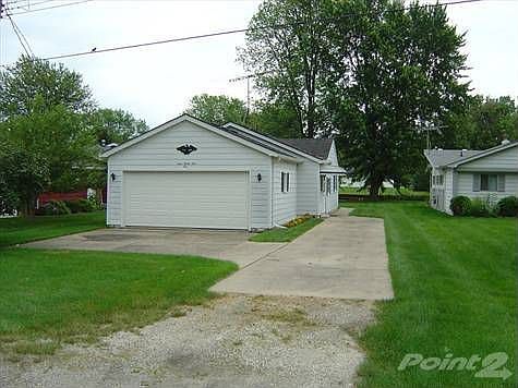 2nd image of 439 Walnut Dr