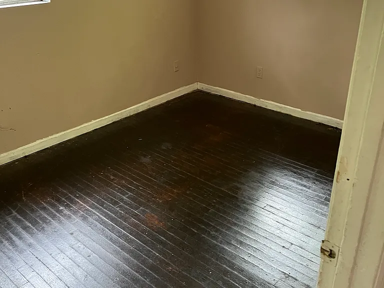 820 McPherson Dr — Photo 5