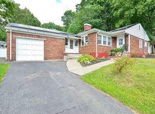 10 Rydal St, Worcester, MA 01602