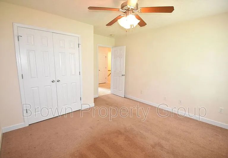 165 Pender Rd — Photo 20