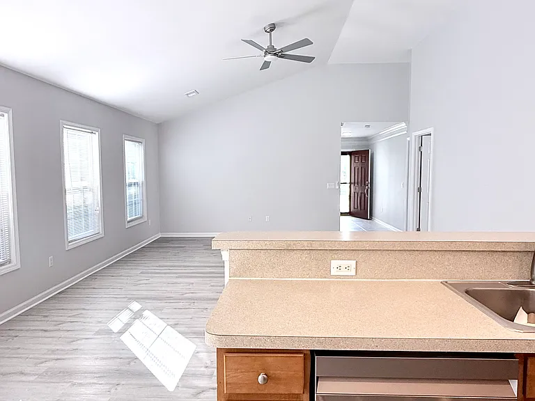 40 Gables Ln — Photo 6