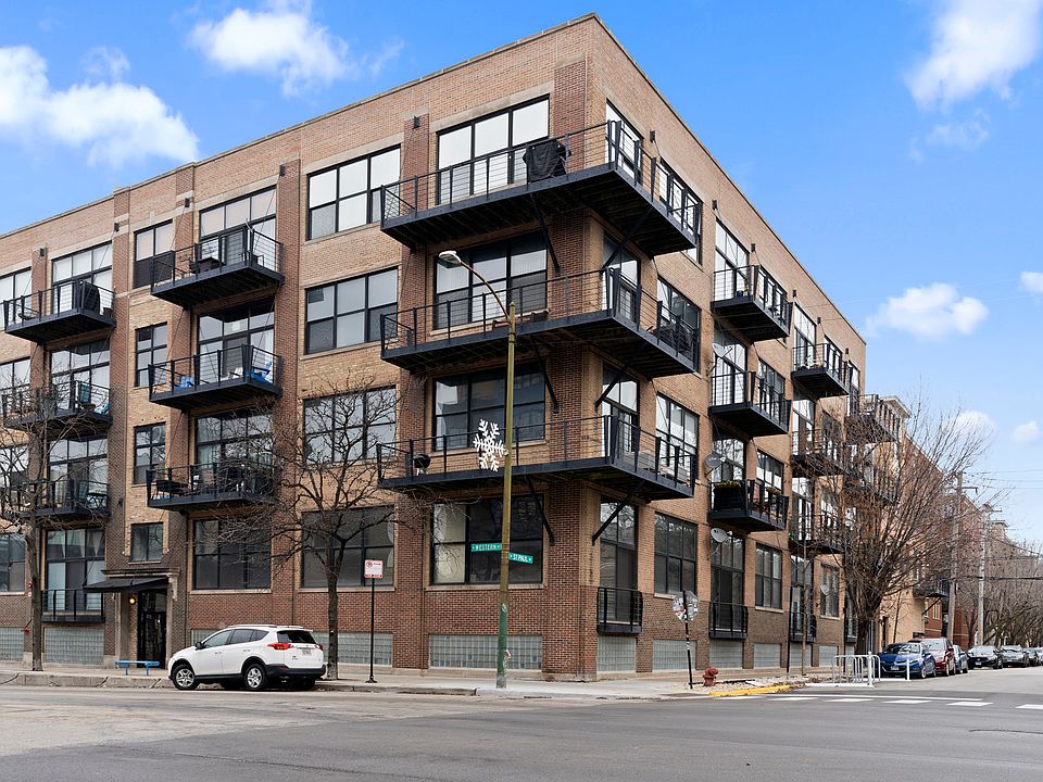 1st image of 1751 N Western Ave APT 307