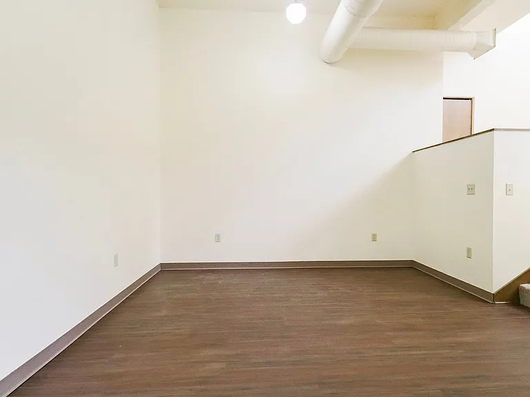 East High Apartments — Photo 117
